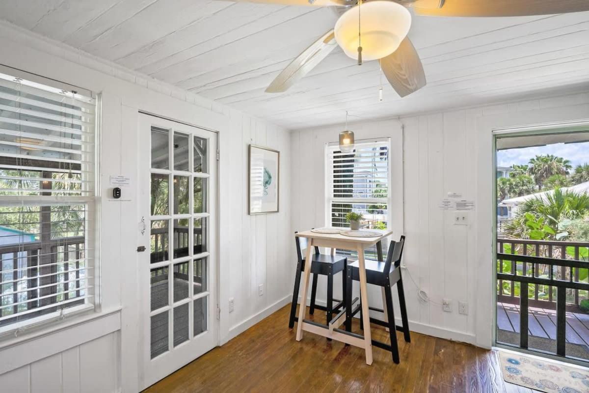 Marvelous Mermaid Bungalow, Dog-Friendly Upstairs Apt In Prime Vilano Beach St. Augustine Exterior foto