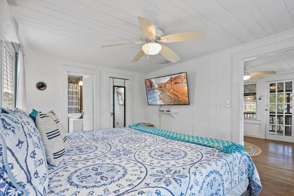 Marvelous Mermaid Bungalow, Dog-Friendly Upstairs Apt In Prime Vilano Beach St. Augustine Exterior foto