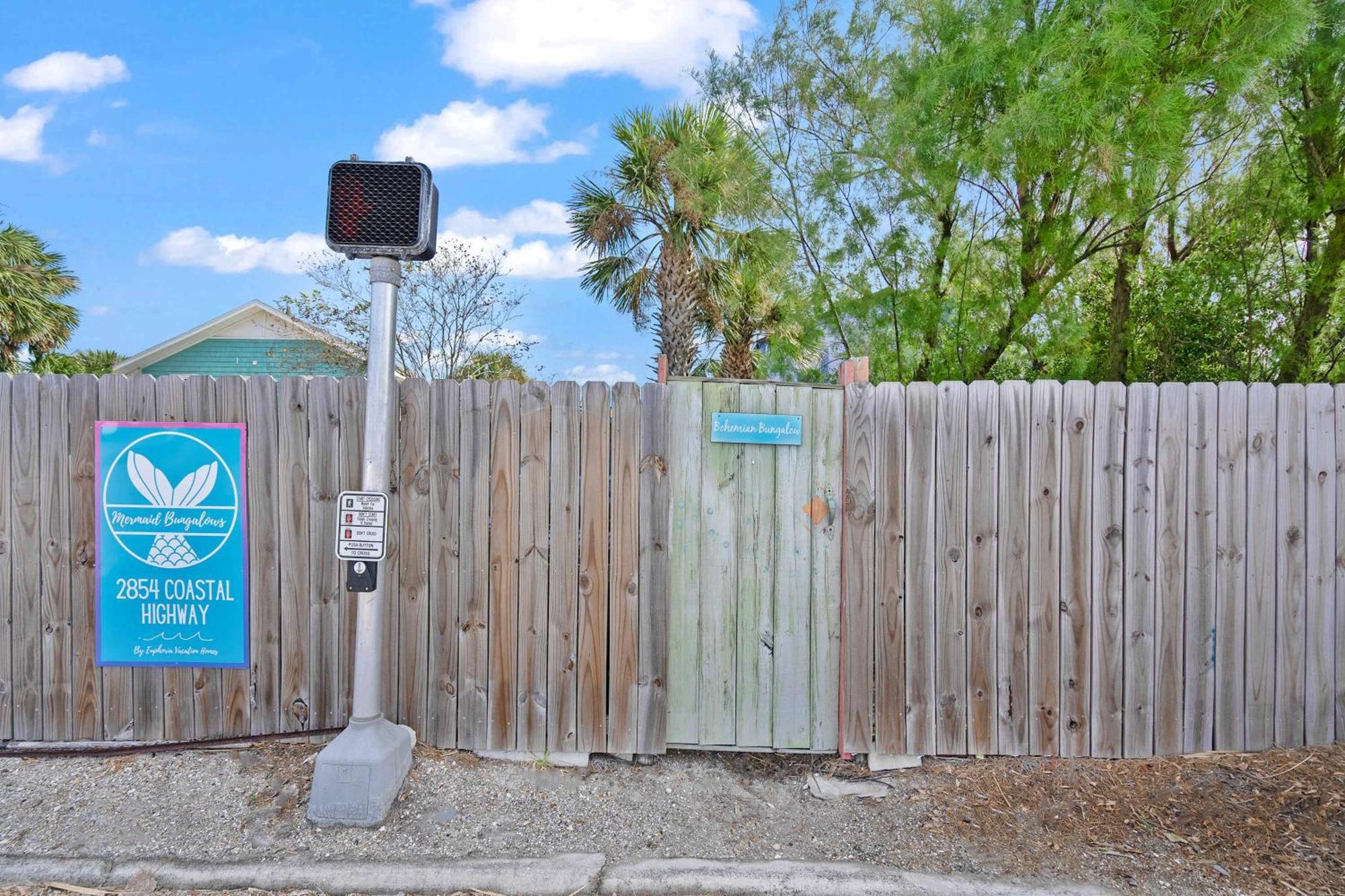 Marvelous Mermaid Bungalow, Dog-Friendly Upstairs Apt In Prime Vilano Beach St. Augustine Exterior foto